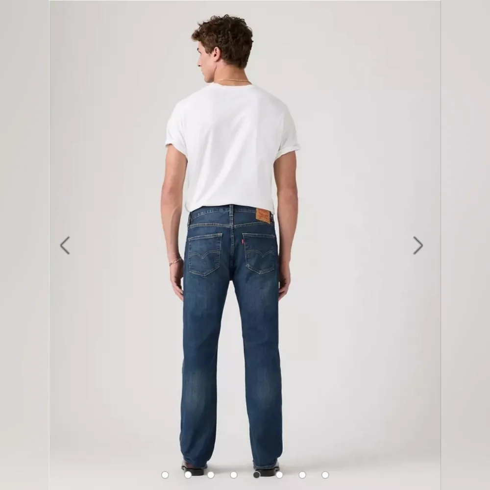 Levi's 501 Original Fit Men's Medium Wash Straight Leg Jeans